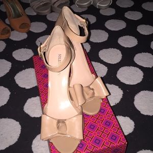 Tan dole society heels